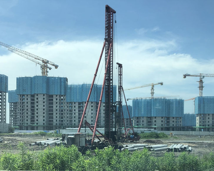 建筑工地使用吊篮的注意事项